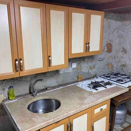 Bayraktar Koy Evi Apartament
